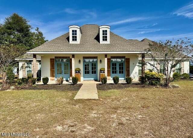 Property at 207 Pineview Dr, Lucedale, MS 39452, 4 beds, 2 baths