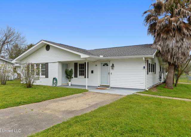 Property at 28 31st St, Gulfport, MS 39507, 4 beds, 1.5 baths