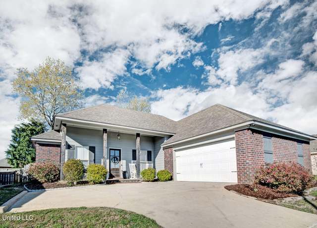 Property at 631 Greenfield Ridge Dr, Brandon, MS 39042, 3 beds, 2 baths