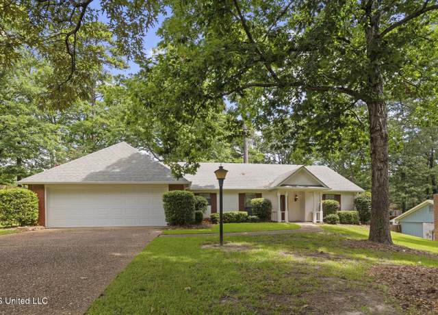 Property at 830 Rushton Cir, Brandon, MS 39047, 3 beds, 2 baths