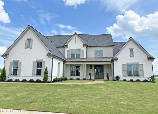Property at 7019 Scarlet St, Olive Branch, MS 38654, 5 beds, 4.5 baths