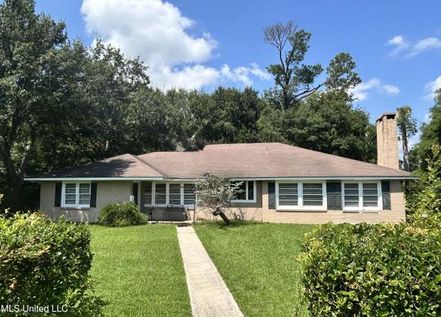 Property at 4464 Kendall Cir, Gulfport, MS 39507, 3 beds, 2 baths
