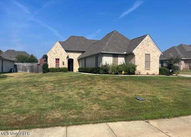 Property at 105 Catherine Blvd, Clinton, MS 39056, 4 beds, 3 baths