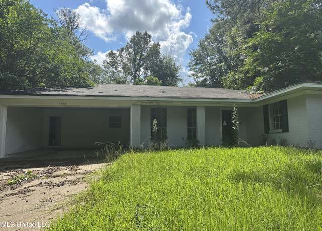 Property at 3328 Fleetwood Dr, Jackson, MS 39212, 3 beds, 2.5 baths