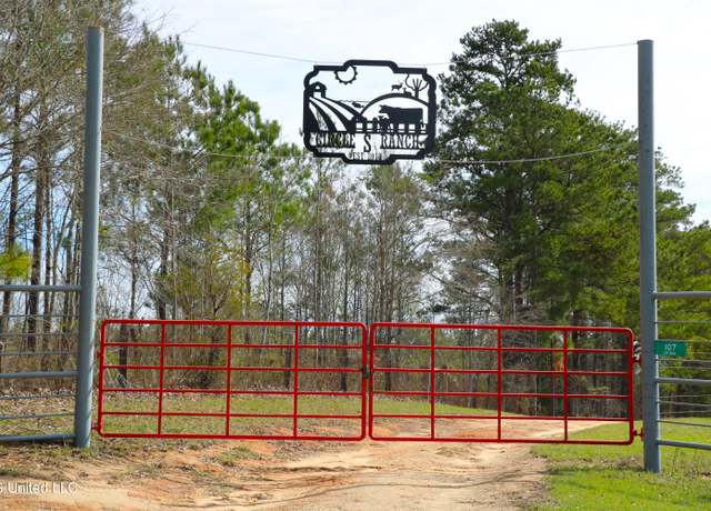 Property at 107 Co Rd 224, Pachuta, MS 39347