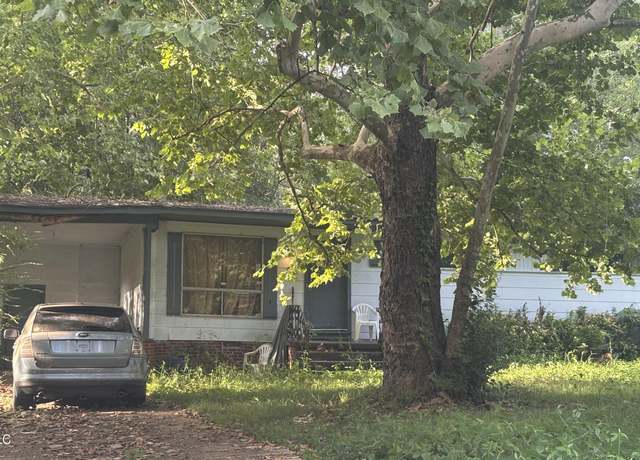 Property at 1007 Barbara Ann Dr, Jackson, MS 39204, 3 beds, 2 baths