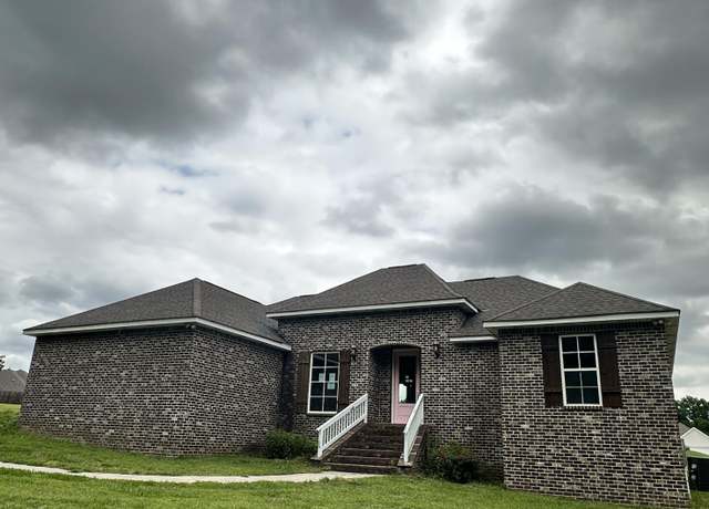 Property at 8 Shade Tree Dr, Carriere, MS 39426, 3 beds, 2 baths