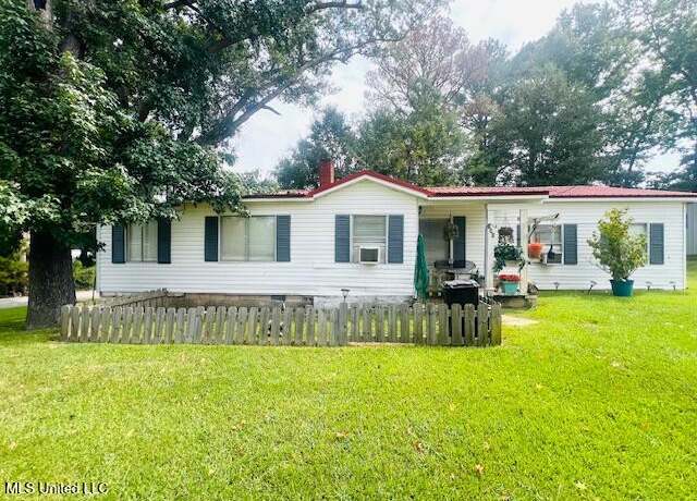 Property at 140 Dixie Rd, Florence, MS 39073, 3 beds, 1 bath