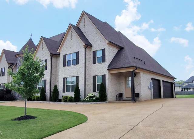 Property at 4367 Whisper Trail Dr, Olive Branch, MS 38654, 5 beds, 3.5 baths