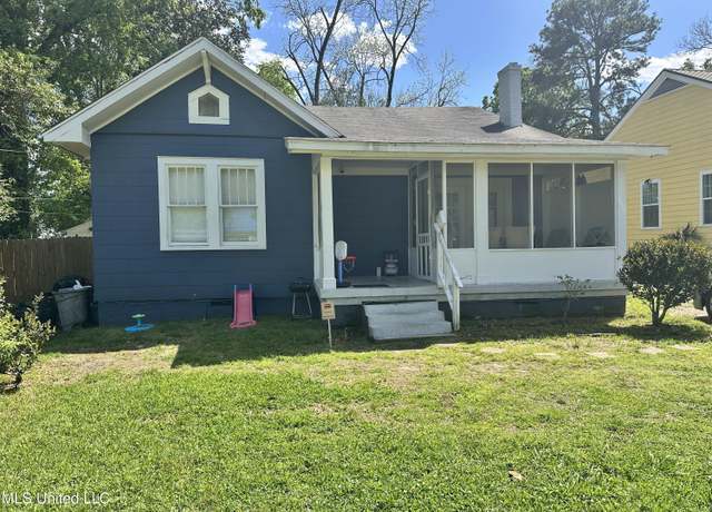 Property at 425 Downing St, Jackson, MS 39216, 3 beds, 2 baths
