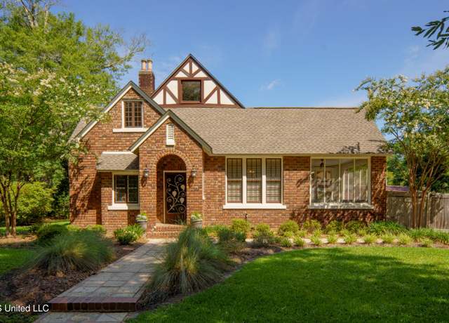 Property at 315 Mamie St, Hattiesburg, MS 39401, 3 beds, 2 baths