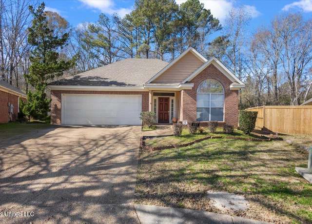 Property at 121 Cowles Creek Rd, Clinton, MS 39056, 3 beds, 2 baths