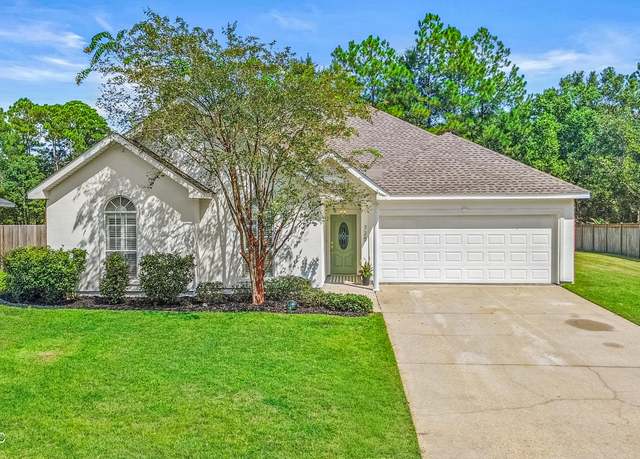 Property at 725 Old Savannah Dr, Long Beach, MS 39560, 3 beds, 2 baths
