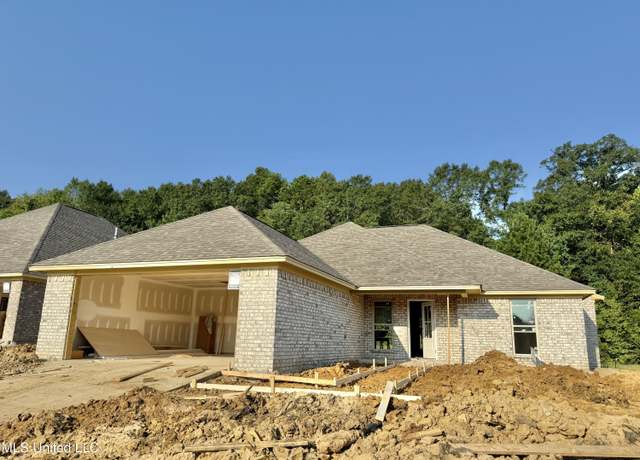 Property at 502 Stone Brook Pl, Brandon, MS 39042, 4 beds, 2 baths