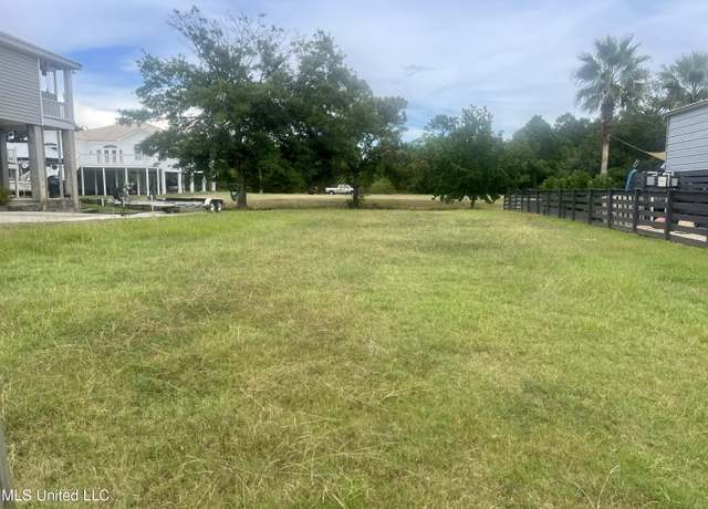 Property at 81 Fiber St, Bay Saint Louis, MS 39520