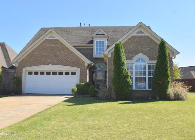 Property at 3205 Roseleigh Dr, Southaven, MS 38672, 3 beds, 2.5 baths