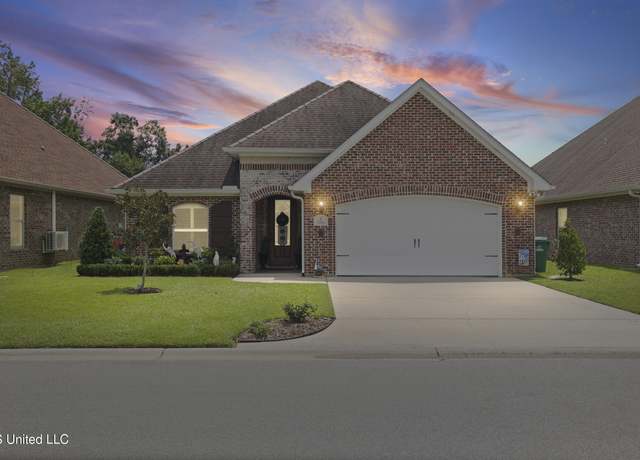 Property at 226 Fairway Villas, Diamondhead, MS 39525, 2 beds, 2 baths