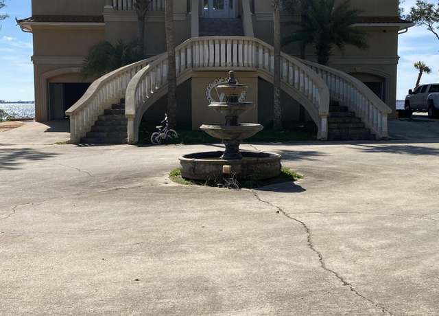 Property at 15105 Hummingbird Ln, Biloxi, MS 39532, 4 beds, 3.5 baths