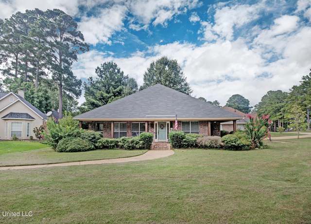 Property at 106 Bay Pointe Pl, Brandon, MS 39047, 3 beds, 2 baths