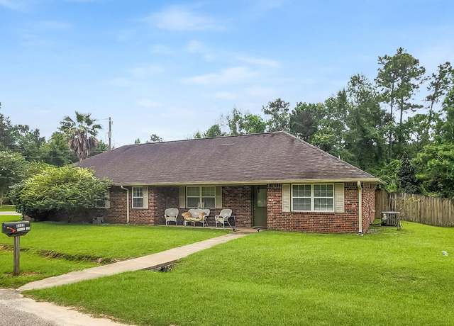 Property at 9722 Kini St, Diamondhead, MS 39525, 3 beds, 2 baths