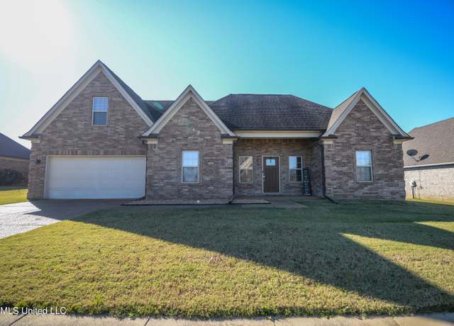 Property at 2655 S Cherry Cv, Southaven, MS 38672, 4 beds, 2 baths