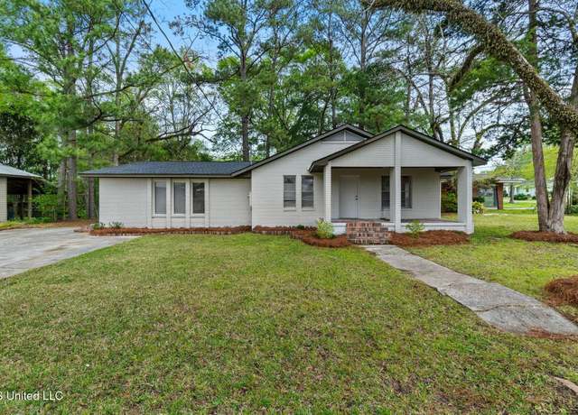Property at 32 Pine St, Sumrall, MS 39482, 4 beds, 2 baths
