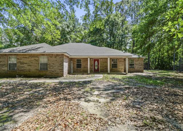 Property at 1317 Rosemont Dr, Gautier, MS 39553, 3 beds, 2 baths