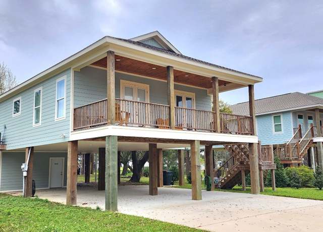 Property at 214 West Ave, Long Beach, MS 39560, 3 beds, 2 baths