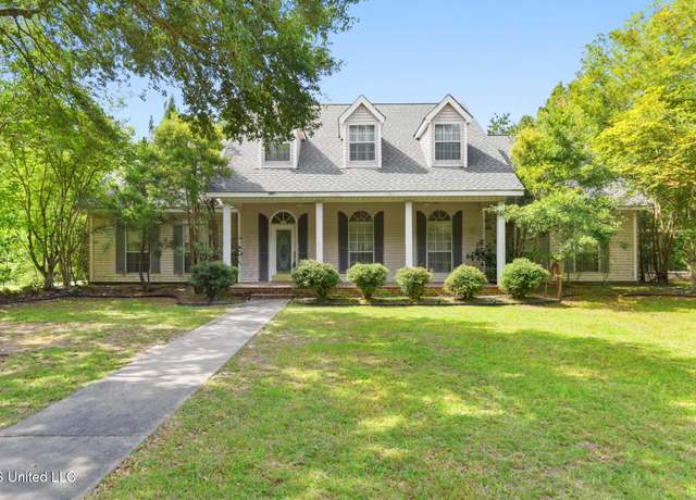 Property at 346 Lake David Dr, Picayune, MS 39466, 3 beds, 2.5 baths