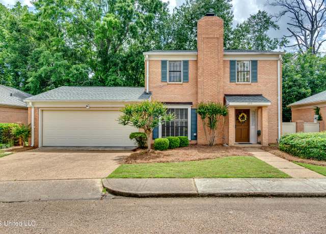 Property at 209 Park Lane Pl, Jackson, MS 39211, 3 beds, 2.5 baths