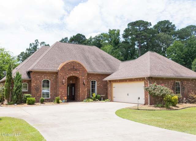 Property at 103 Bainbridge Bnd, Canton, MS 39046, 3 beds, 2.5 baths