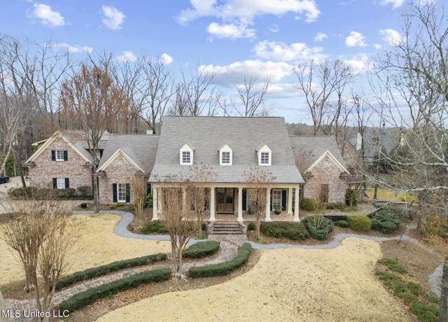 Property at 107 Cherry Laurel Ln, Ridgeland, MS 39157, 5 beds, 6 baths