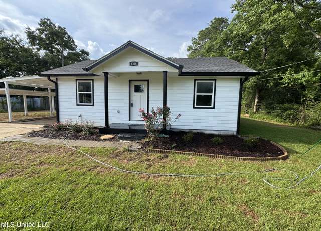 Property at 8308 Holiday Dr, Ocean Springs, MS 39564, 3 beds, 1 bath
