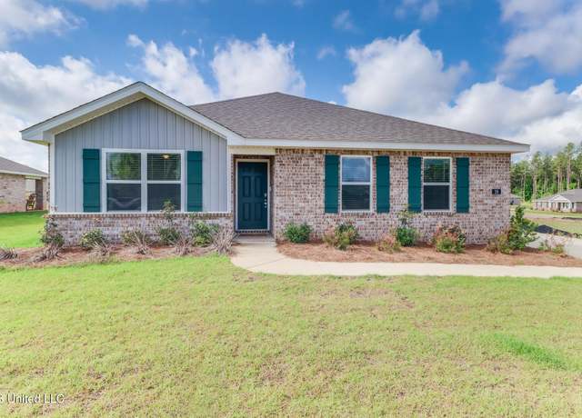 Property at 29 Crown Dr, Lucedale, MS 39452, 3 beds, 2 baths