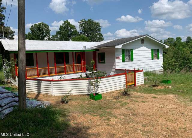 Property at 2210 Casey Rd, Utica, MS 39175, 5 beds, 3 baths