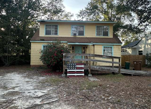 Property at 175 Bilmarsan Dr, Biloxi, MS 39531, 3 beds, 2 baths