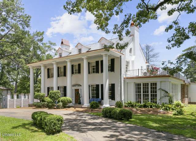Property at 3520 Hawthorn Dr, Jackson, MS 39216, 5 beds, 5 baths