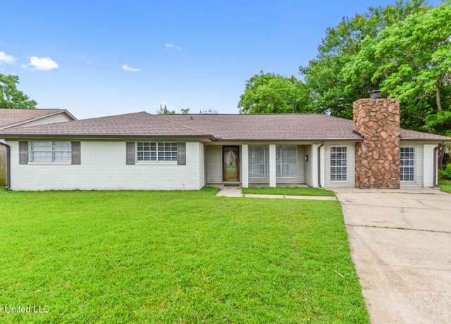 Property at 848 Carolee Cir, Biloxi, MS 39532, 3 beds, 2 baths
