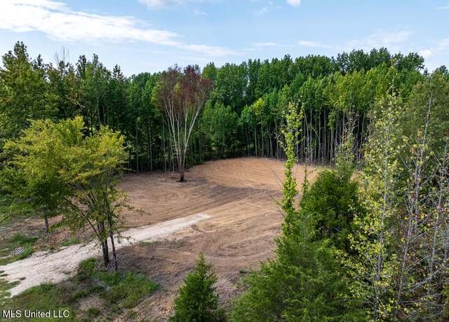Property at 54 Shamrock Loop, Byhalia, MS 38611
