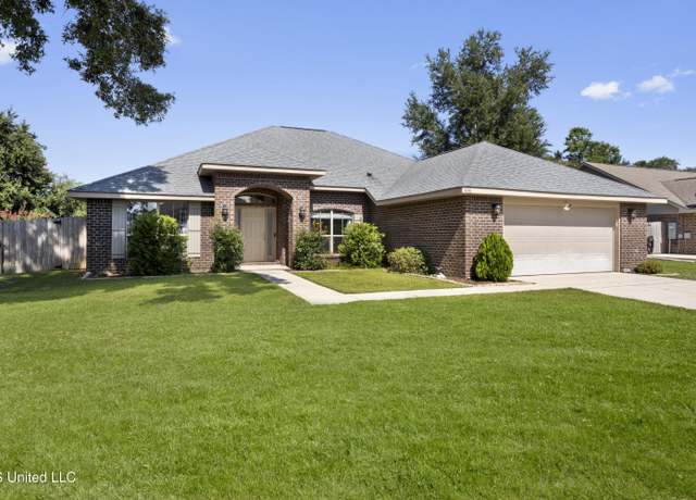 Property at 116 Needlerush Pl, Ocean Springs, MS 39564, 4 beds, 3 baths