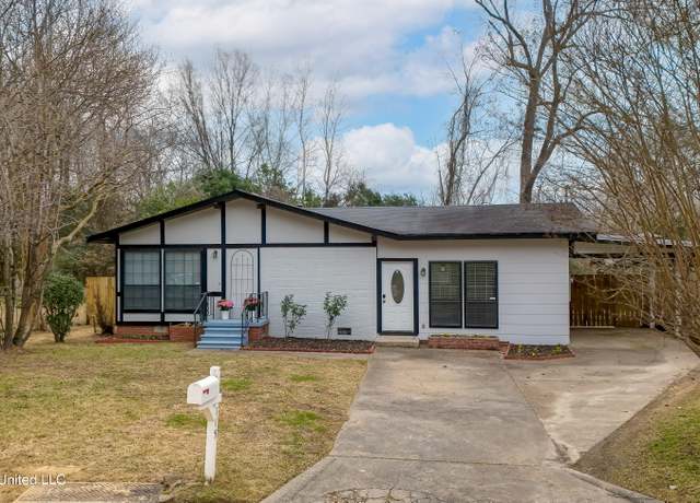 Property at 115 Grey Oaks Dr, Vicksburg, MS 39180, 3 beds, 2 baths