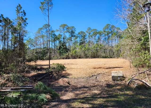 Property at No Cherrywood Pl, Gautier, MS 39553