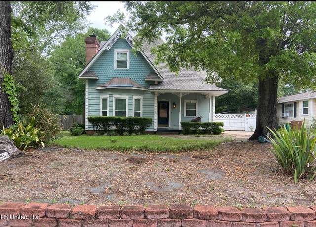 Property at 164 Balmoral Ave, Biloxi, MS 39531, 3 beds, 2.5 baths