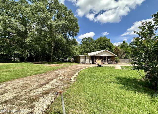 Property at 378 White Chapel Rd, Carriere, MS 39426, 4 beds, 2 baths