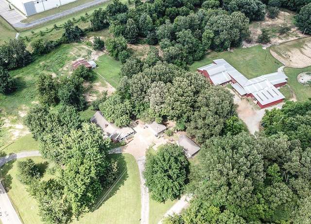 Property at 9142 Mineral Wells Rd, Olive Branch, MS 38654, 3 beds, 2 baths