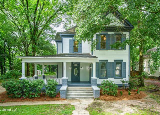 Property at 409 Southern Ave, Hattiesburg, MS 39401, 4 beds, 3.5 baths