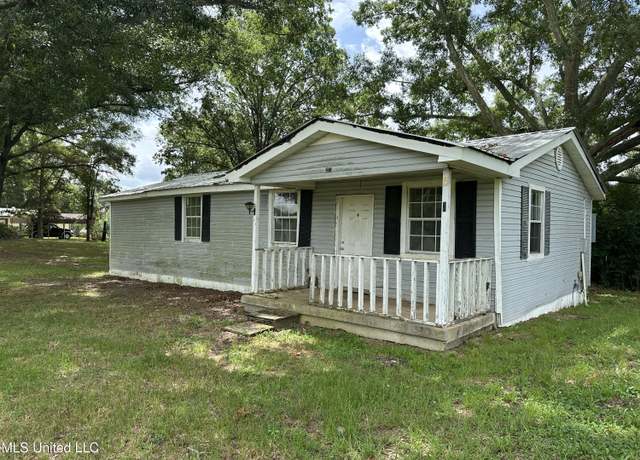 Property at 1273 Dry Creek Rd, Magee, MS 39111, 3 beds, 1 bath