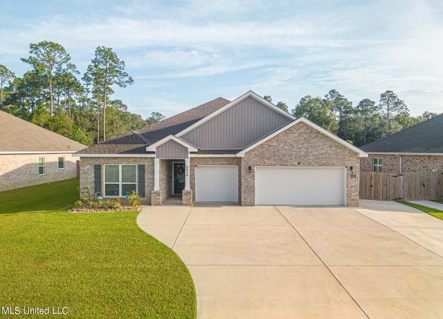 Property at 6016 Seagull Dr, Long Beach, MS 39560, 4 beds, 3.5 baths