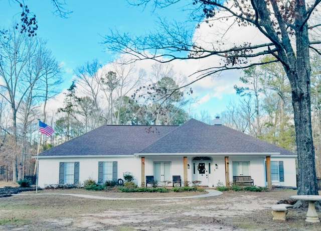 Property at 23 Le Bourgeois Dr, Brandon, MS 39047, 4 beds, 2.5 baths