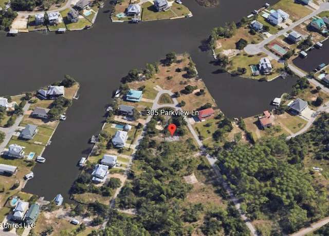 Property at 305 Parkview Ln, Pass Christian, MS 39571